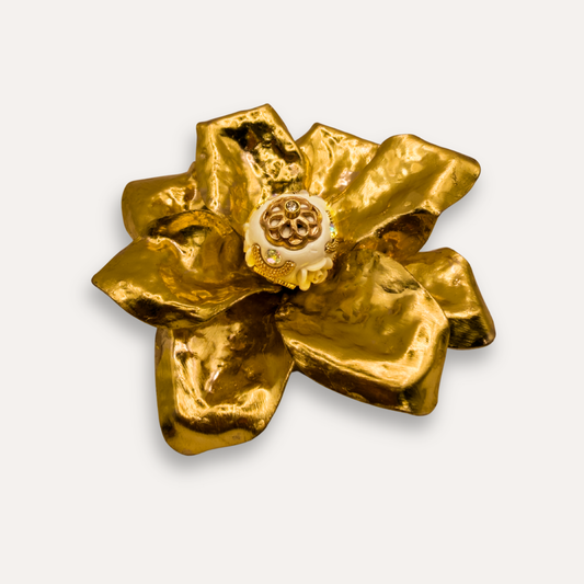 Luxury Bag Hanger Flower | Vintage Pearl - 24k gold leaf