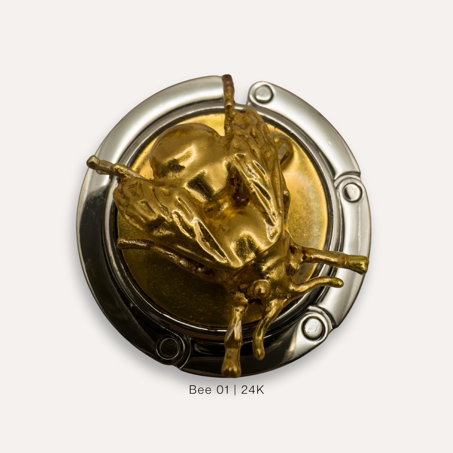 Luxe Tashanger Golden Bee 24K