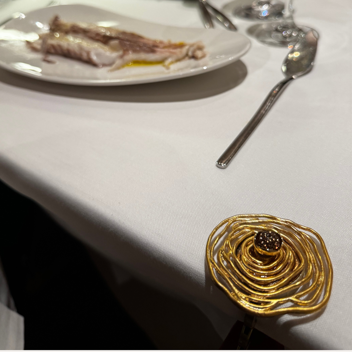 Luxury Handbag Hanger Spiral - 24K Gold Leaf